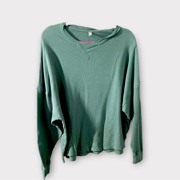 Free People Tops - Free People Waffle Knit Thermal Top. Size M. Green